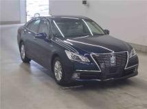 2013 Toyota Crown Hybrid