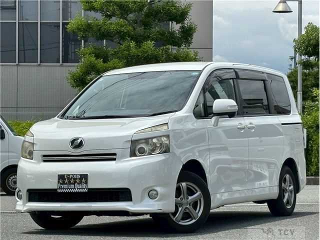 2009 Toyota Voxy