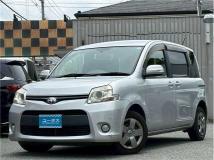 2011 Toyota Sienta