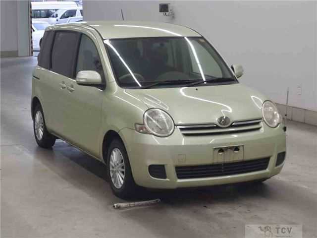 2010 Toyota Sienta