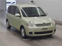 2010 Toyota Sienta