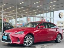 2017 Lexus IS