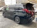 2018 Toyota Alphard Hybrid