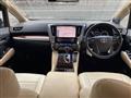 2018 Toyota Alphard Hybrid
