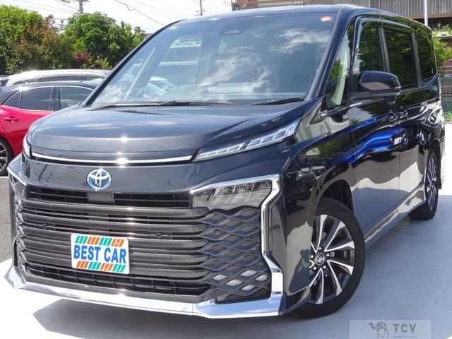 2023 Toyota Voxy