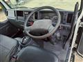 2015 Isuzu Elf Truck