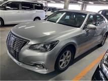 2017 Toyota Crown Hybrid
