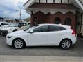 2015 Volvo V40