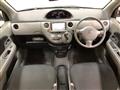 2005 Toyota Sienta