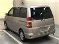 2003 Toyota Noah