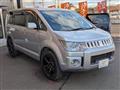 2014 Mitsubishi Delica D5