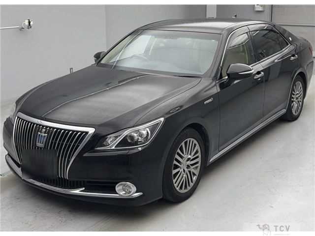 2015 Toyota Crown Majesta