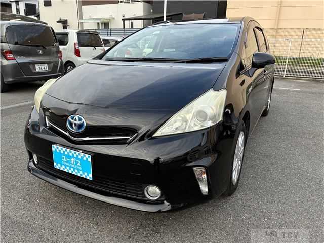 2012 Toyota PRIUS α