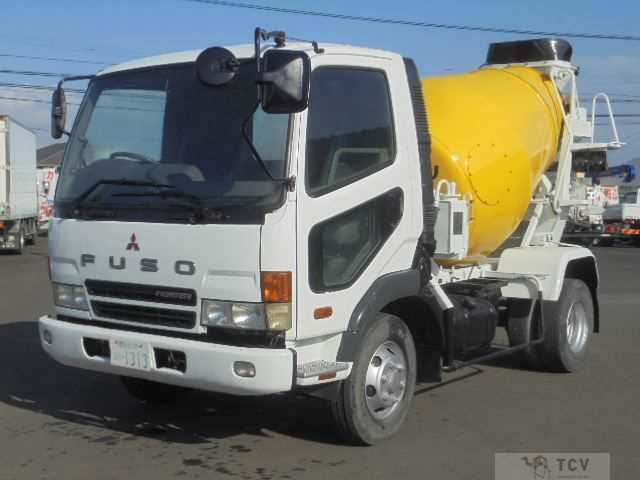 2002 Mitsubishi Fighter