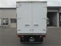 2017 Mitsubishi Canter