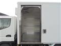 2017 Mitsubishi Canter