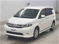 2016 Toyota Isis