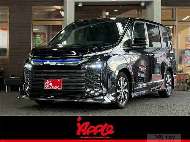 2023 Toyota Voxy