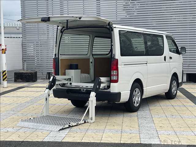 2023 Toyota Hiace Van