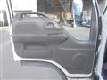 2004 Isuzu Elf Truck