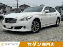 2011 Nissan Fuga