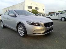 2015 Volvo V40