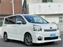 2011 Toyota Voxy