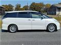 2013 Toyota Estima Hybrid