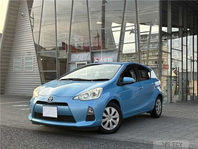 2013 Toyota AQUA