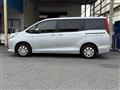 2015 Toyota Noah