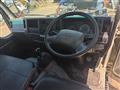 2016 Isuzu Elf Truck