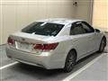 2013 Toyota Crown Hybrid