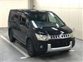 2011 Mitsubishi Delica D5
