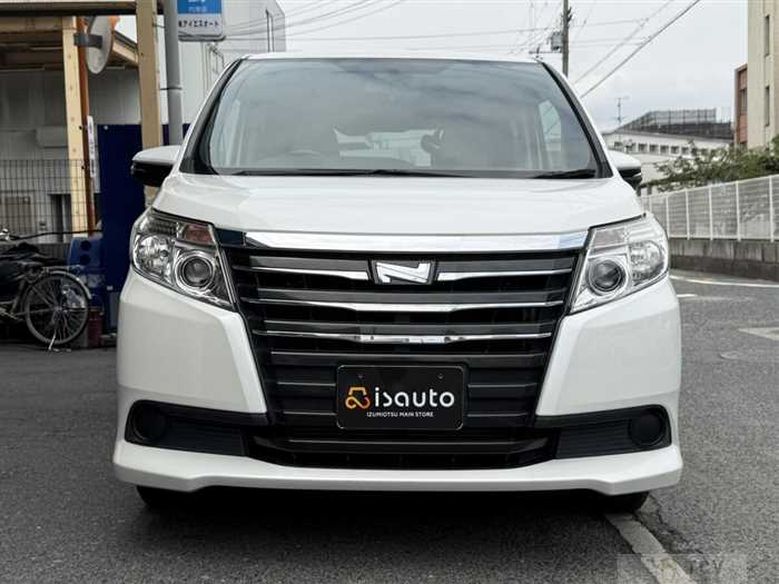 2015 Toyota Noah
