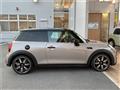 2021 BMW MINI