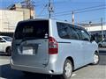 2010 Toyota Noah