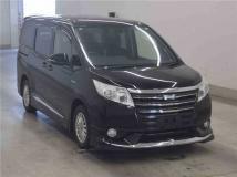 2015 Toyota Noah