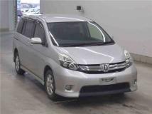 2013 Toyota Isis
