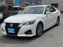 2016 Toyota Crown Hybrid