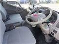 2004 Toyota Dyna Truck