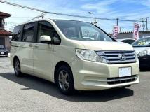 2013 Honda Step WGN