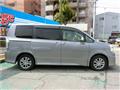 2013 Toyota Voxy
