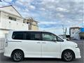 2011 Toyota Voxy