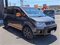 2017 Mitsubishi Delica D5