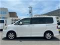 2009 Toyota Noah