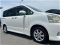 2009 Toyota Noah