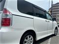 2009 Toyota Noah