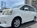 2009 Toyota Noah