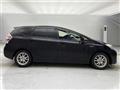 2016 Toyota PRIUS α