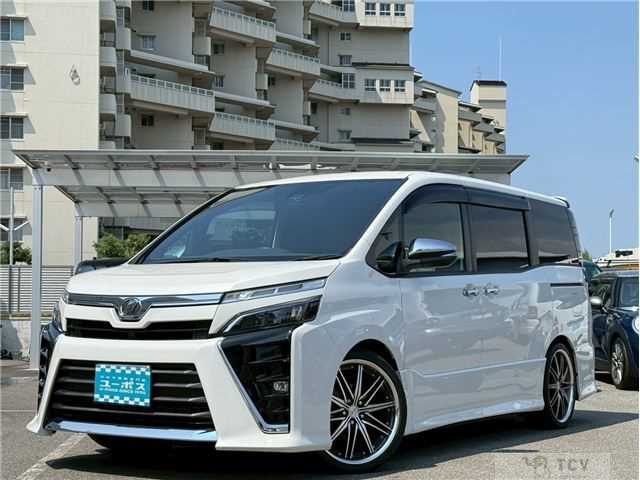 2017 Toyota Voxy